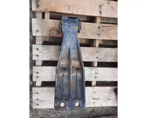 VOLVO VNL CAB MOUNT,BRACKET
