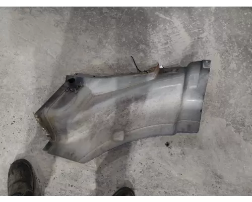 VOLVO VNL CAB SKIRT FILLER PANEL