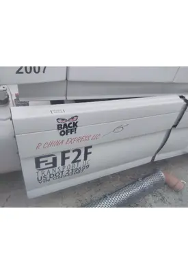 VOLVO VNL CAB SKIRT/SIDE FAIRING