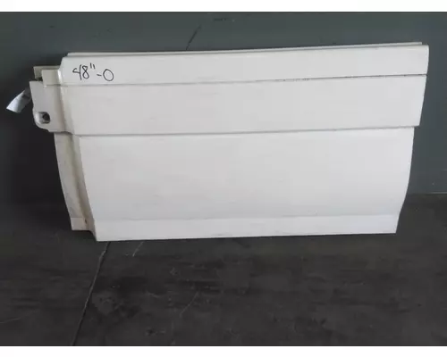 VOLVO VNL CAB SKIRTSIDE FAIRING