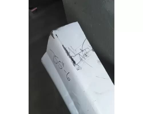 VOLVO VNL CAB SKIRTSIDE FAIRING