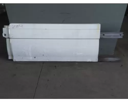 VOLVO VNL CAB SKIRTSIDE FAIRING