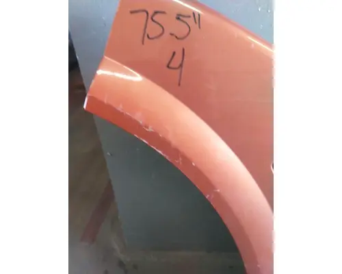 VOLVO VNL CAB SKIRTSIDE FAIRING