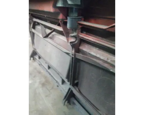 VOLVO VNL CAB SKIRTSIDE FAIRING