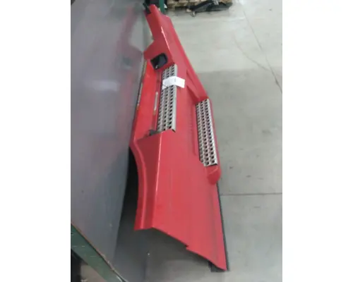 VOLVO VNL CAB SKIRTSIDE FAIRING