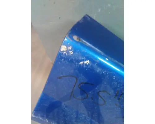 VOLVO VNL CAB SKIRTSIDE FAIRING