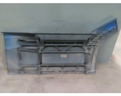 VOLVO VNL CAB SKIRTSIDE FAIRING