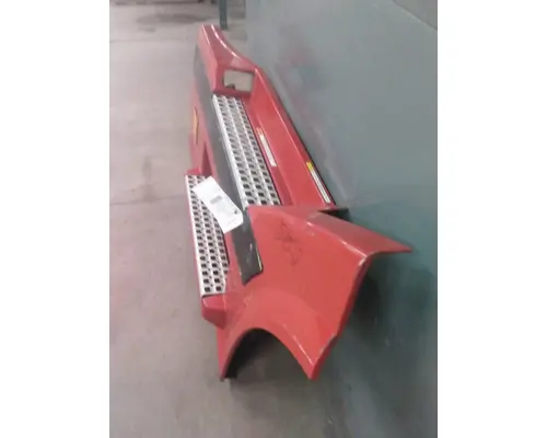 VOLVO VNL CAB SKIRTSIDE FAIRING