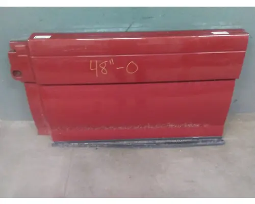 VOLVO VNL CAB SKIRTSIDE FAIRING