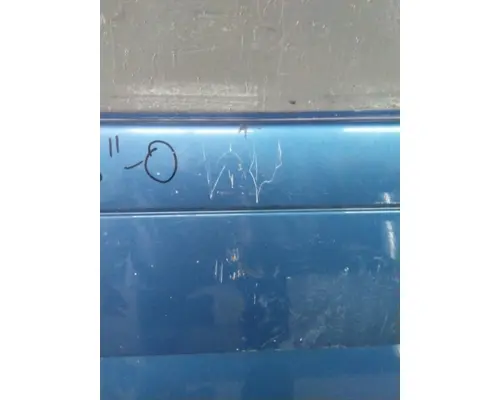 VOLVO VNL CAB SKIRTSIDE FAIRING