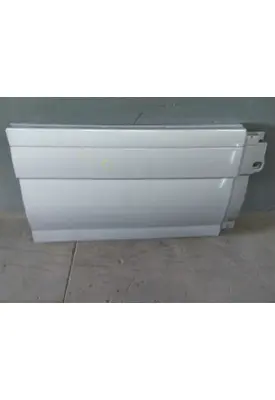 VOLVO VNL CAB SKIRT/SIDE FAIRING