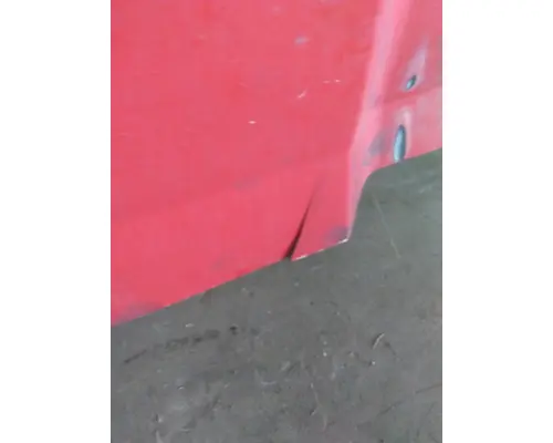 VOLVO VNL CAB SKIRTSIDE FAIRING