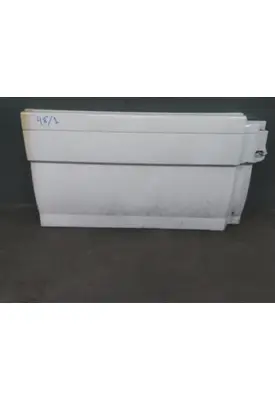 VOLVO VNL CAB SKIRT/SIDE FAIRING