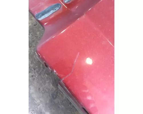 VOLVO VNL CAB SKIRTSIDE FAIRING