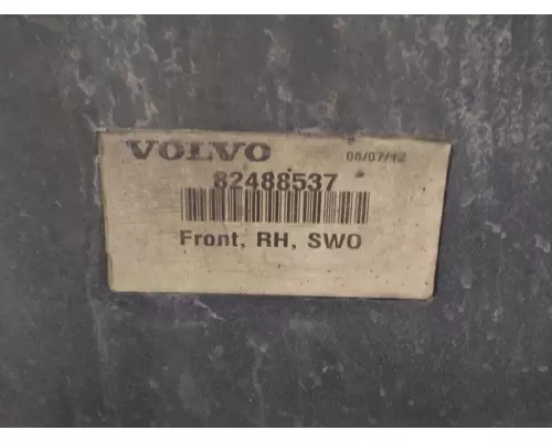 VOLVO VNL CAB SKIRTSIDE FAIRING