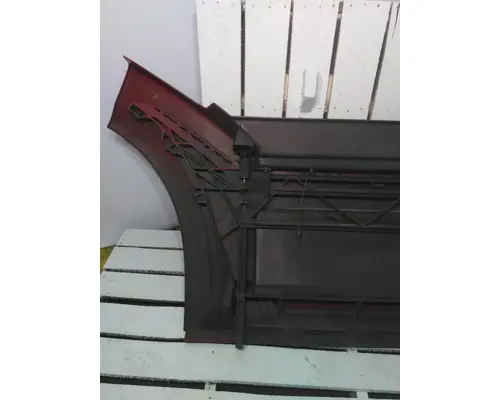 VOLVO VNL CAB SKIRTSIDE FAIRING