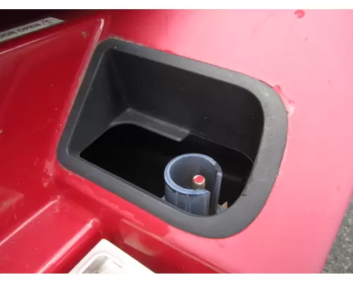 VOLVO VNL CAB SKIRTSIDE FAIRING