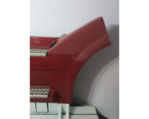 VOLVO VNL CAB SKIRTSIDE FAIRING