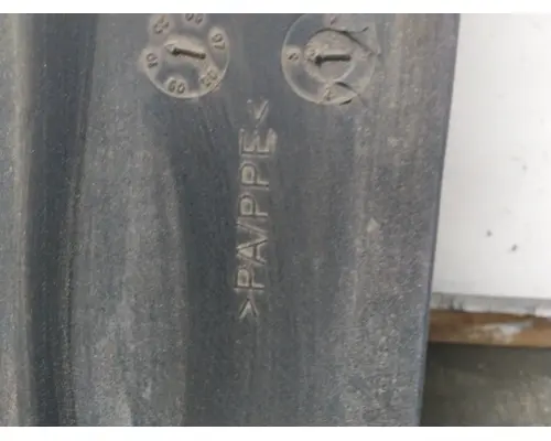 VOLVO VNL CAB SKIRTSIDE FAIRING