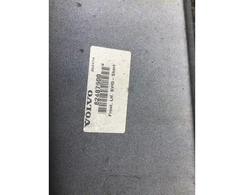 VOLVO VNL CAB SKIRTSIDE FAIRING