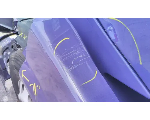 VOLVO VNL CAB SKIRTSIDE FAIRING