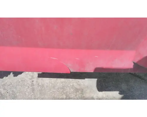 VOLVO VNL CAB SKIRTSIDE FAIRING