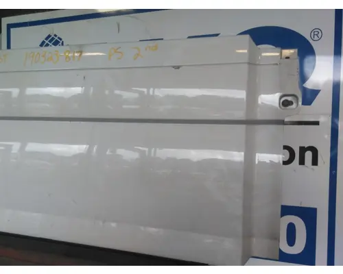 VOLVO VNL CAB SKIRTSIDE FAIRING