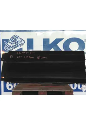 VOLVO VNL CAB SKIRT/SIDE FAIRING