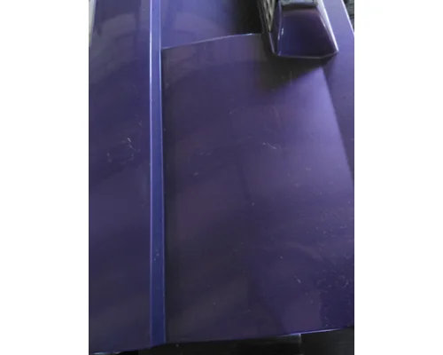 VOLVO VNL CAB SKIRTSIDE FAIRING