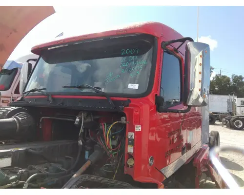 VOLVO VNL CAB