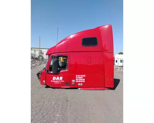 VOLVO VNL CAB