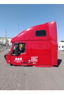 VOLVO VNL CAB