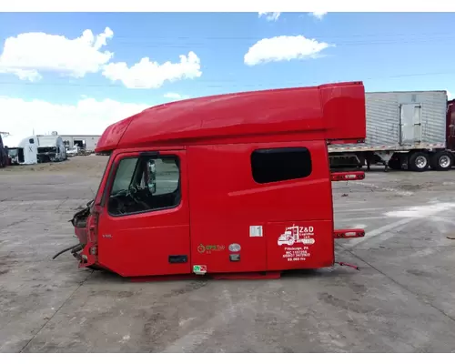 VOLVO VNL CAB