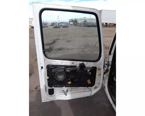 VOLVO VNL CAB