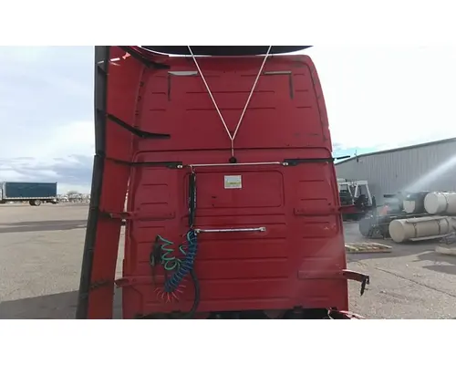 VOLVO VNL CAB