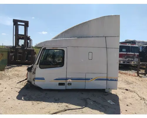 VOLVO VNL CAB