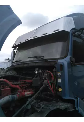 VOLVO VNL CAB