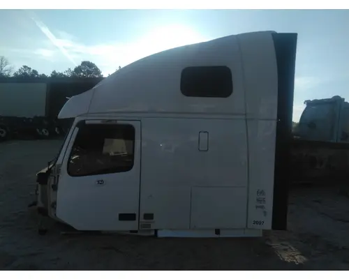 VOLVO VNL CAB