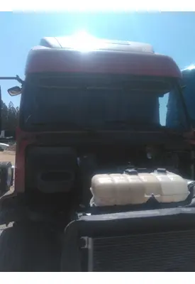 VOLVO VNL CAB