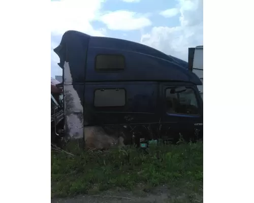 VOLVO VNL CAB