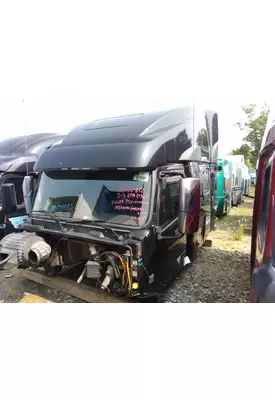 VOLVO VNL CAB
