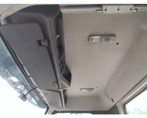 VOLVO VNL CAB