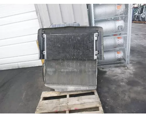 VOLVO VNL CHARGE AIR COOLER (ATAAC)