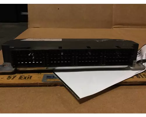 VOLVO VNL CHASSIS CONTROL MODULE..CCM