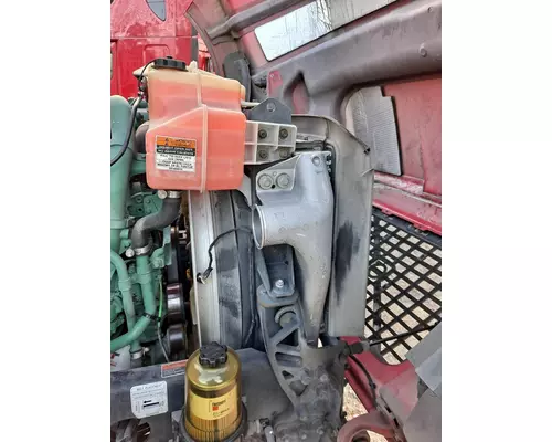 VOLVO VNL COOLING ASSEMBLY (RAD, COND, ATAAC)