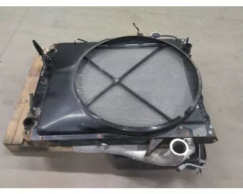 VOLVO VNL COOLING ASSEMBLY (RAD, COND, ATAAC)