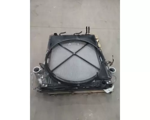 VOLVO VNL COOLING ASSEMBLY (RAD, COND, ATAAC)