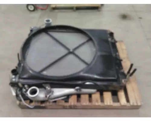 VOLVO VNL COOLING ASSEMBLY (RAD, COND, ATAAC)