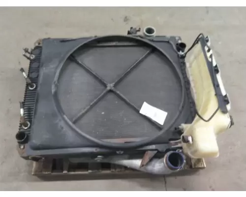 VOLVO VNL COOLING ASSEMBLY (RAD, COND, ATAAC)