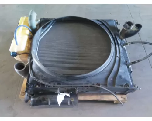 VOLVO VNL COOLING ASSEMBLY (RAD, COND, ATAAC)